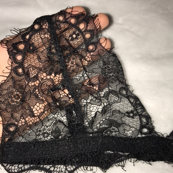 black bralette - Picture 2 of 5